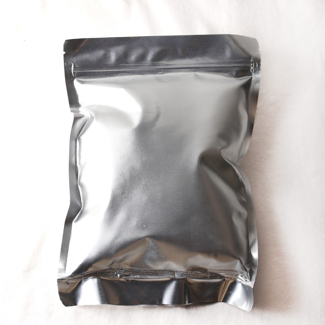 鴨のフォアグラ 約1kg  アルミパック （ポーションカット済み）