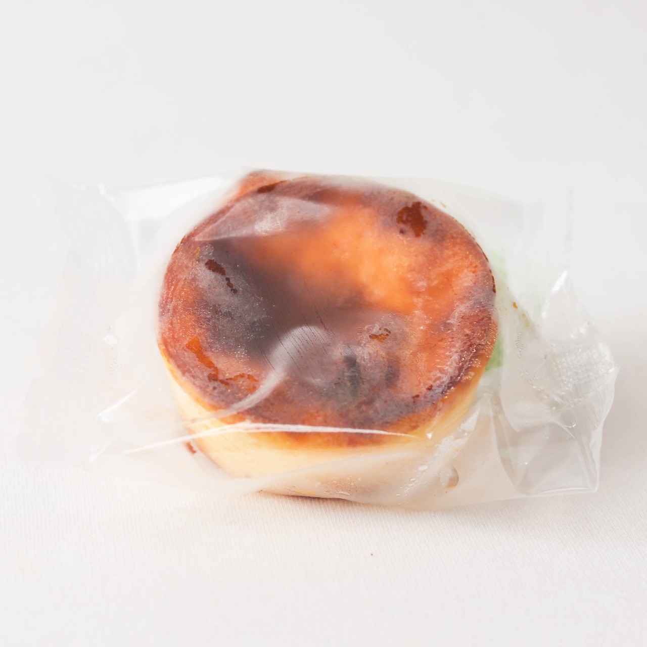 【お買い得】厳選チーズの手のりバスクチーズケーキ