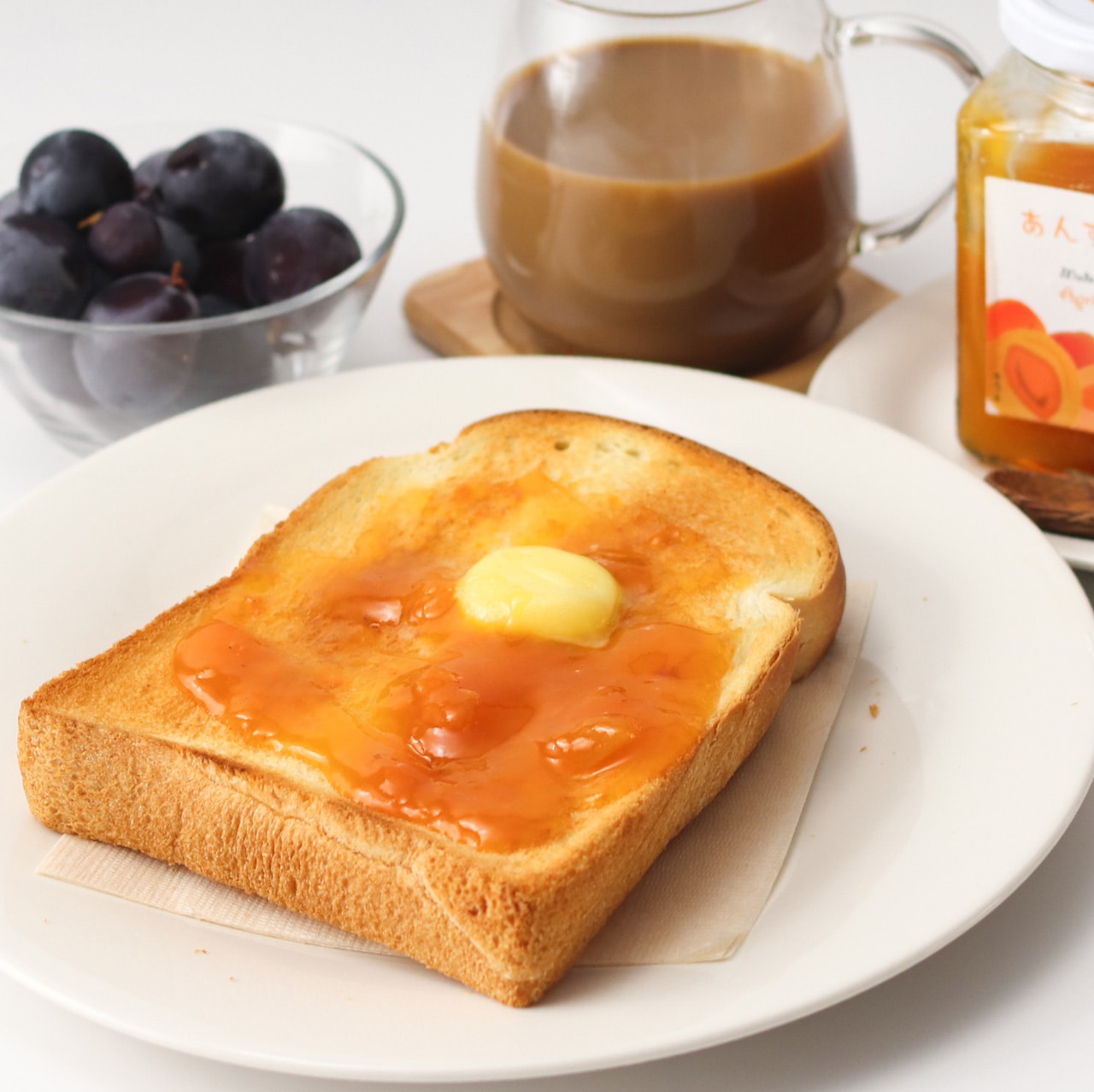 とろける食感のあんずジャム