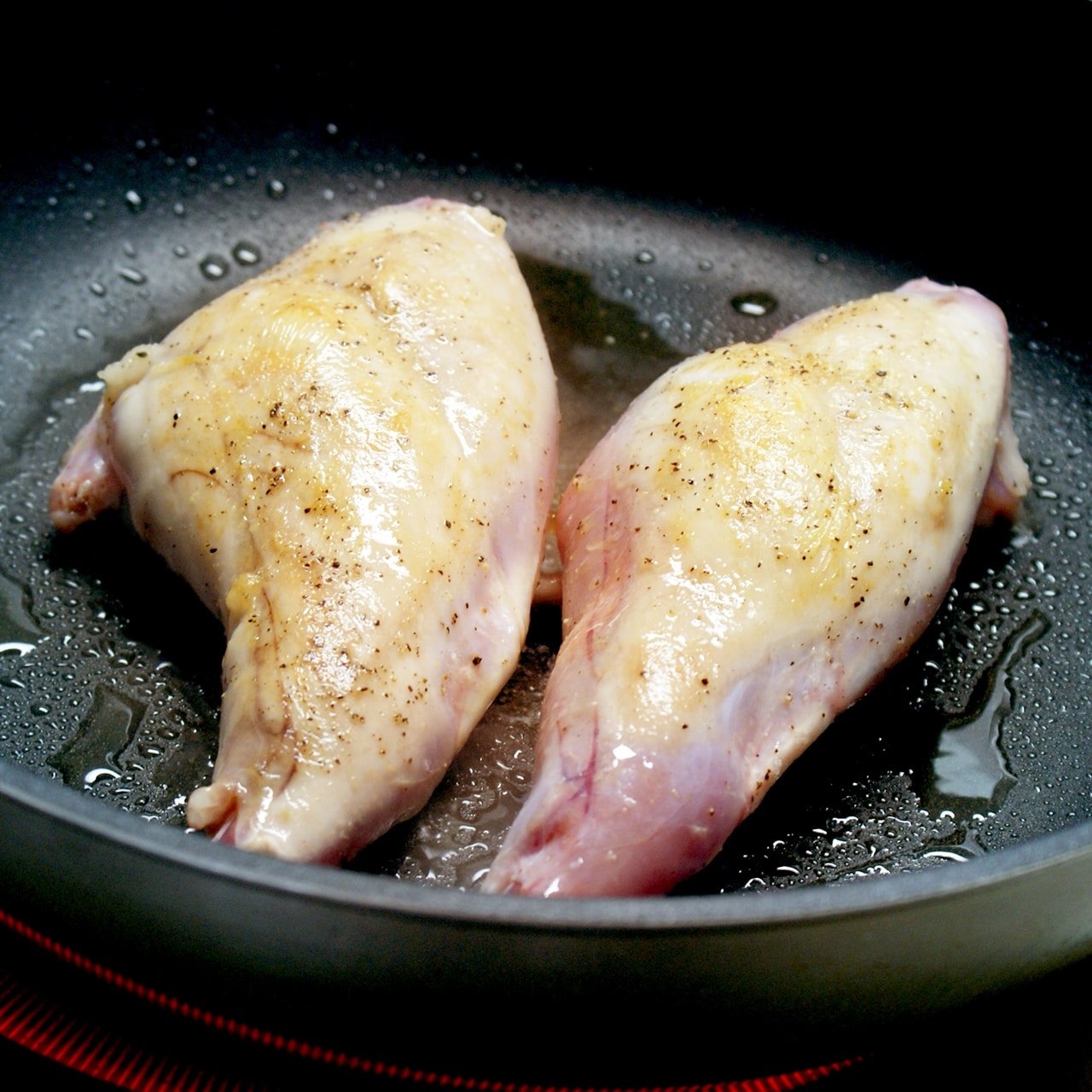 【限定入荷】キュイス ド ラパン（ウサギ骨付きモモ肉）2個入