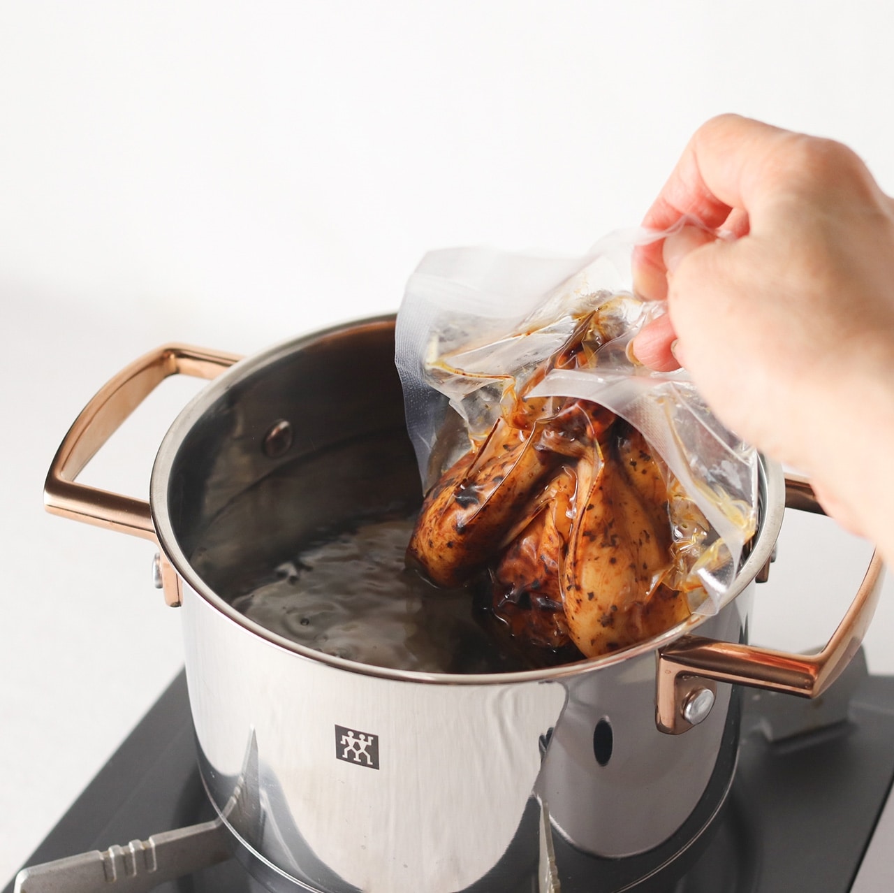 【限定入荷】温めるだけ！ローストチキン S（スペイン産ひなどり・丸鶏）