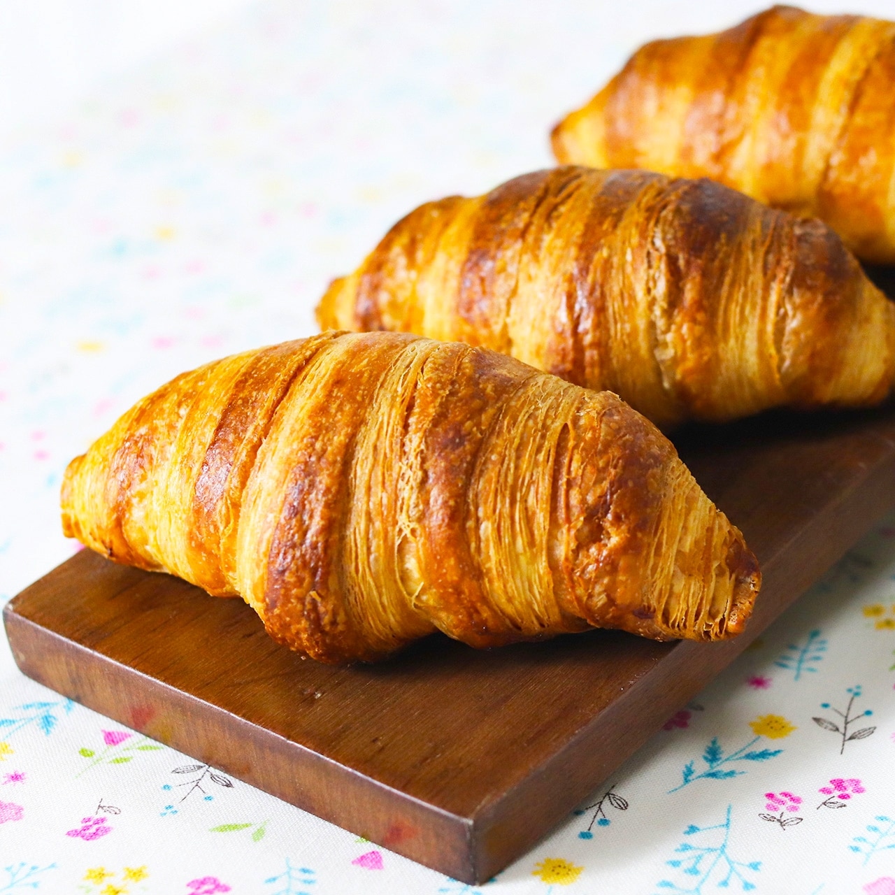 焼くだけ！クロワッサン 発酵バターが香るフランス産　Bake up生地 5個入り