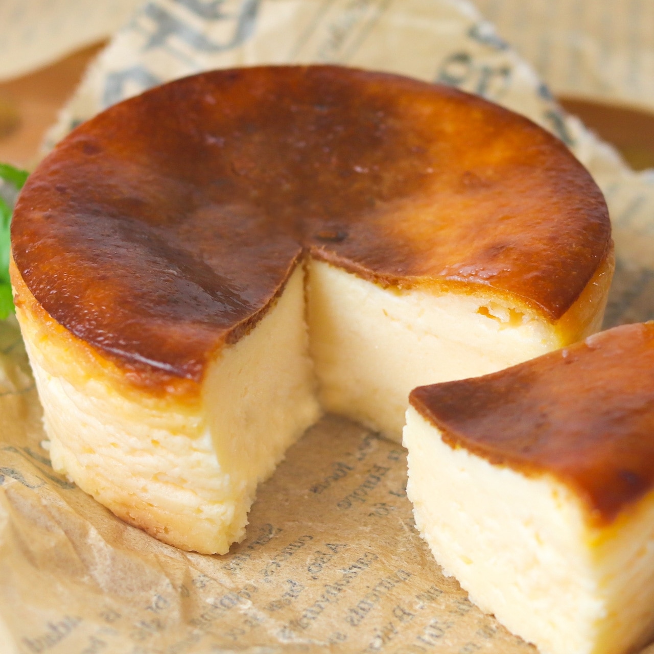 【お買い得】厳選チーズの手のりバスクチーズケーキ