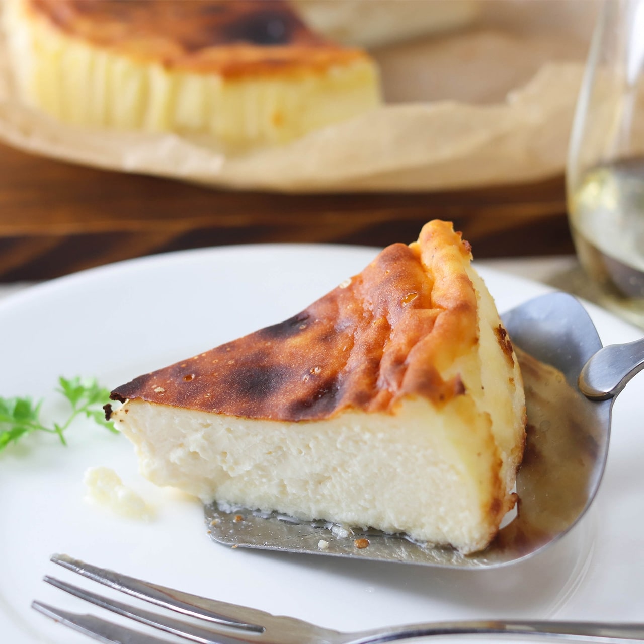 本場スペインのとろけるバスクチーズケーキ