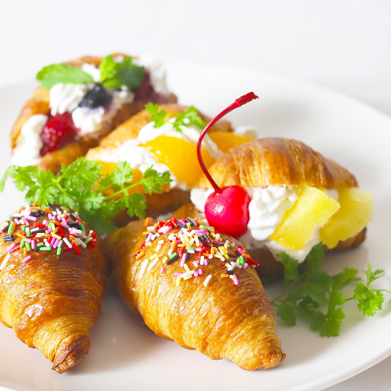 焼くだけ！ミニクロワッサン 発酵バターが香るフランス産　bake up生地  8個入り