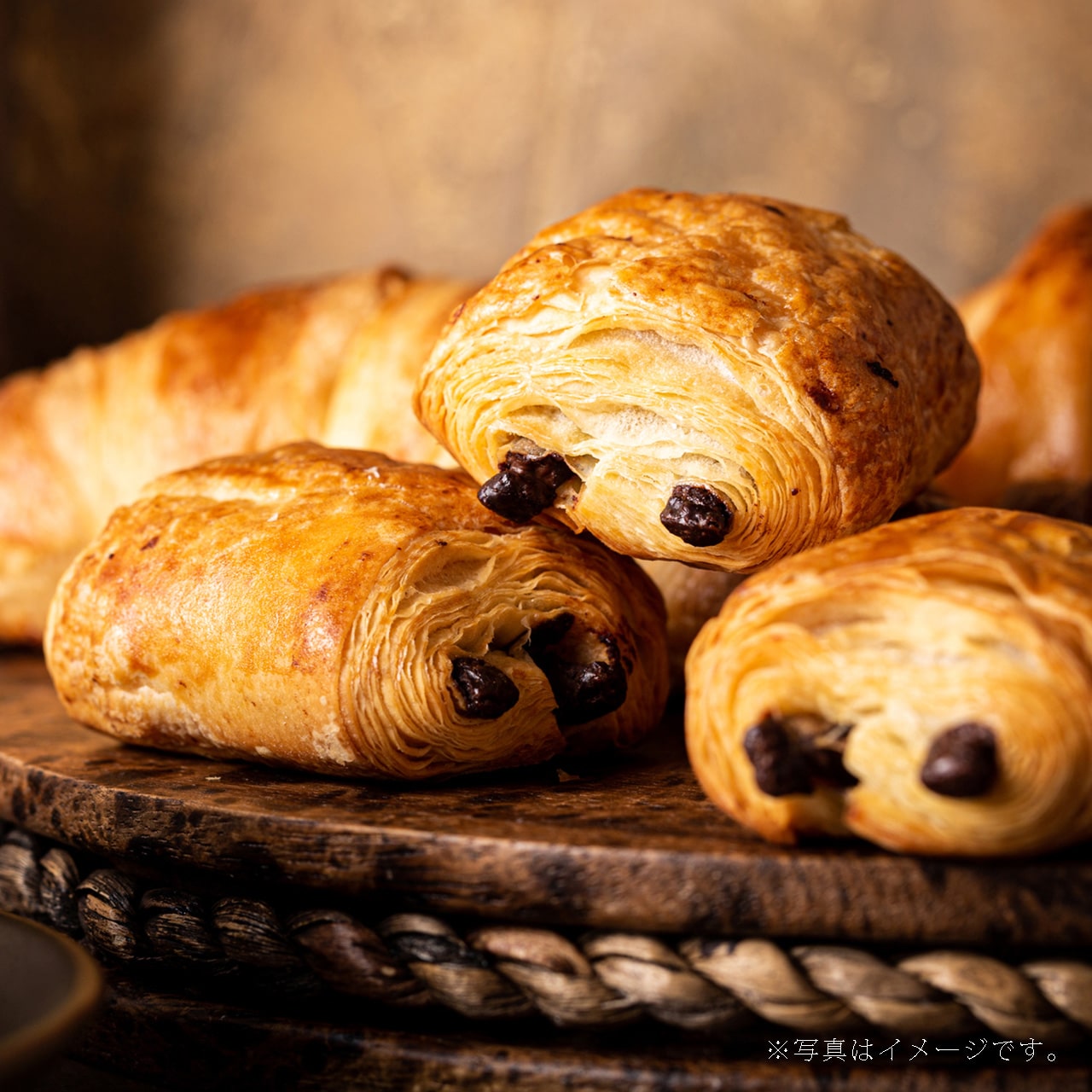 焼くだけ！ミニパンオショコラ 発酵バターが香るフランス産　Bake up生地  30g×6個入り