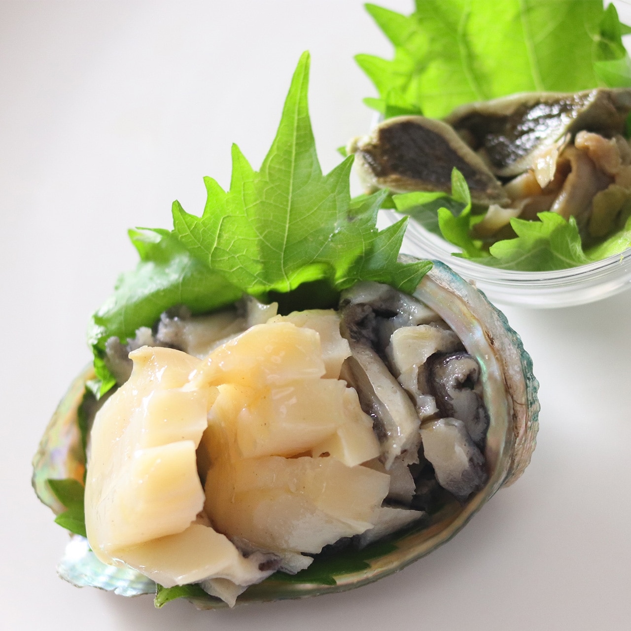 【限定入荷】肉厚やわらか キモまで美味 三陸 翡翠あわび 2個入 S