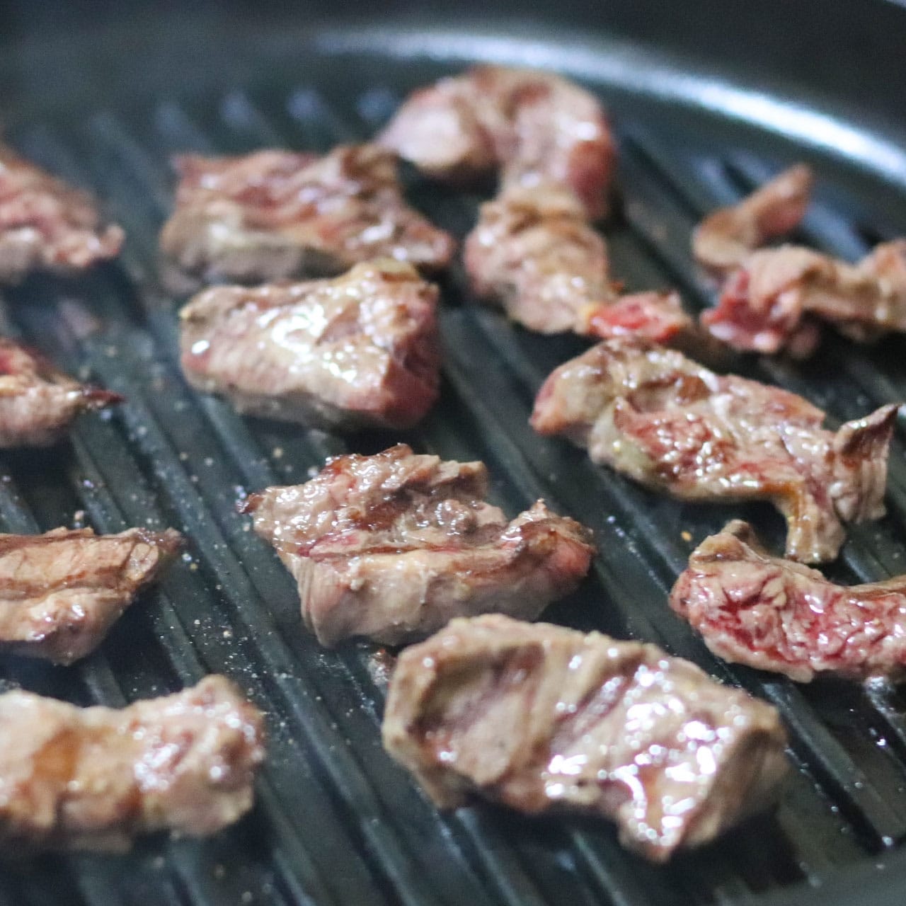 【お買い得・限定入荷】1.5kgドイツ フローズンビーフ シンスカート(ハラミ)