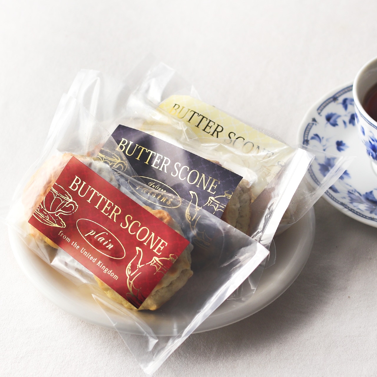 2個【サルタナレーズン】クロテッドクリーム入りバタースコーン 英国伝統の味