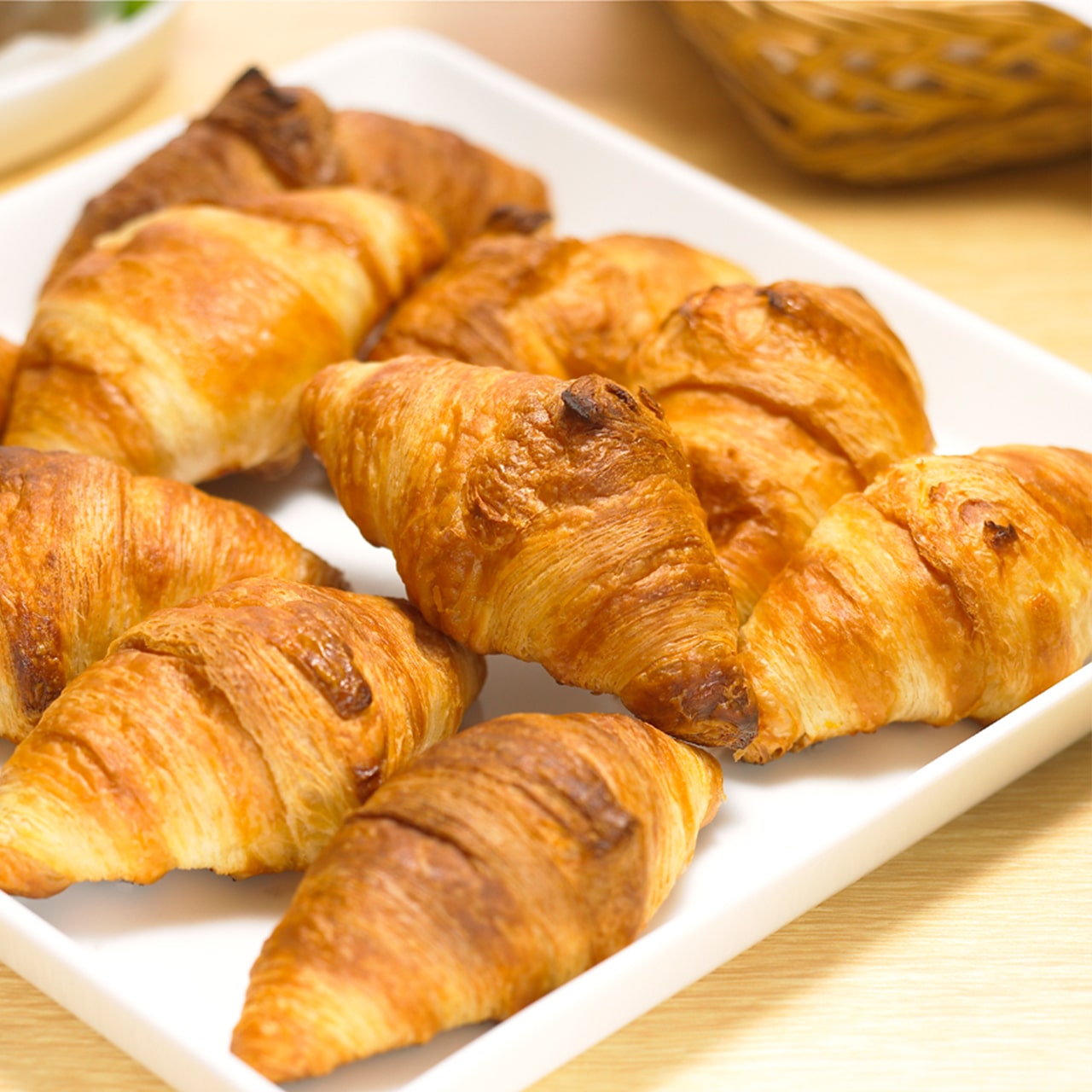 【お買い得】焼くだけ！ミニクロワッサン 発酵バターが香るフランス産　bake up生地  8個入り