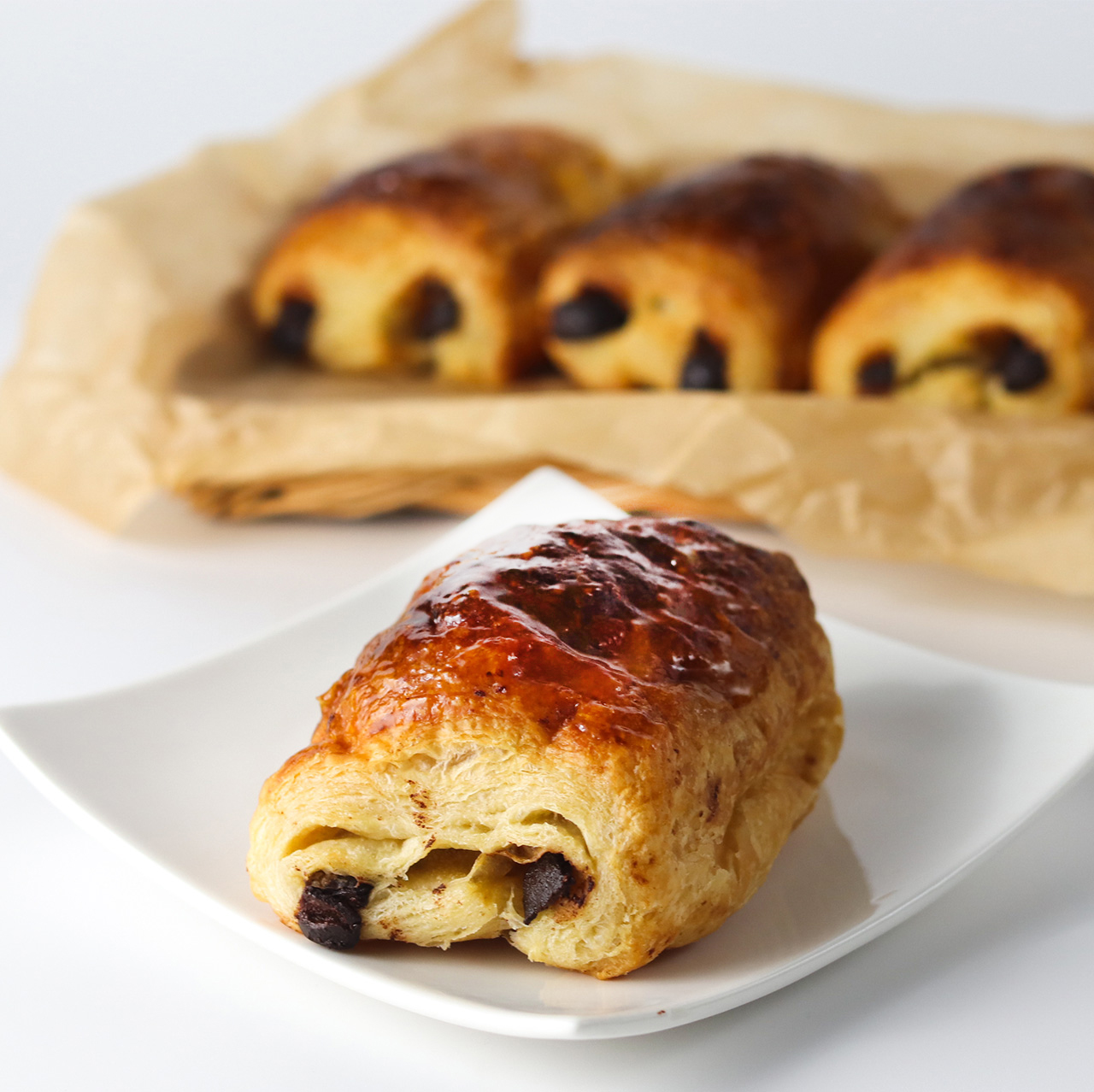 焼くだけ！パンオショコラ 発酵バターが香るフランス産　Bake up生地 3個入り