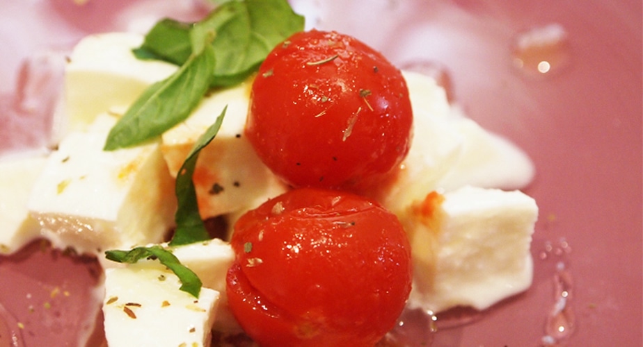 ブログ イタリアでトマト会議｜「そのまま食べて美味しいトマト缶」開発秘話（前編）｜おいしい情報