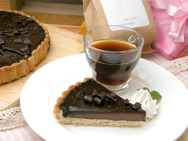プレミアム タルト オ ショコラ（直径約21cm 8カット）: ケーキ＆スイーツ｜上質食品通販サイト｜ダイニングプラス 公式サイト・通販