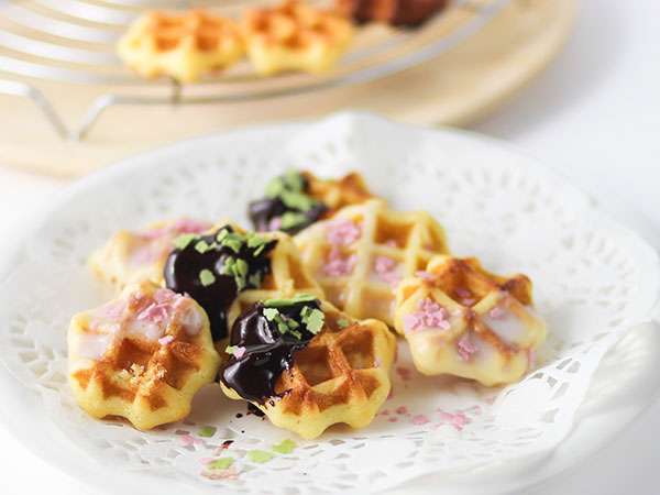 トッピングやアレンジで楽しいミニサイズ