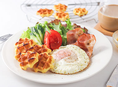 香ばしくトーストしてモーニングプレートに