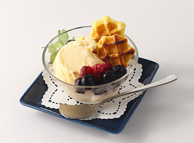 アイスクリームに添えて