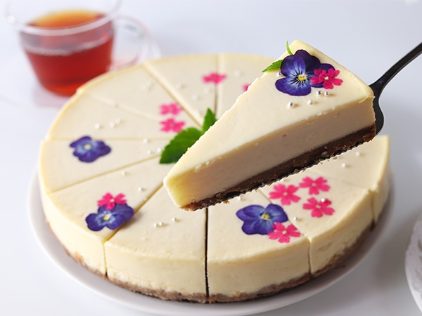 シンプルなプーレンに華やかなトッピング