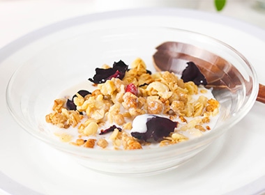 シリアルを薔薇の香りと一緒に