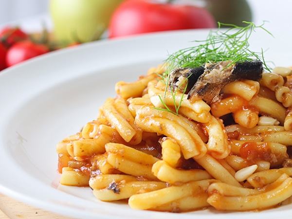 イワシとトマトのソース