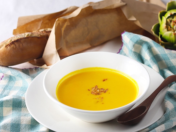 甘みの強いかぼちゃのポタージュスープ